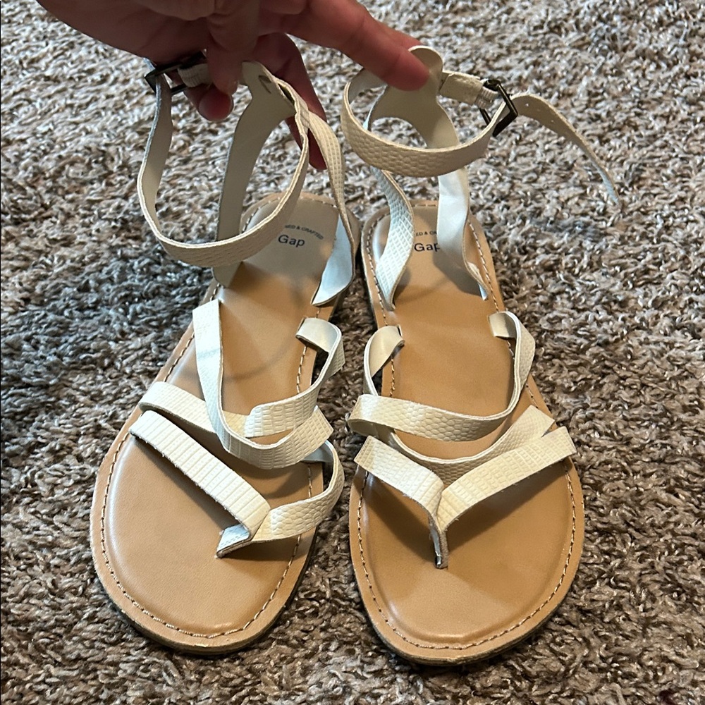 GAP Women's Cream Strappy Sandals